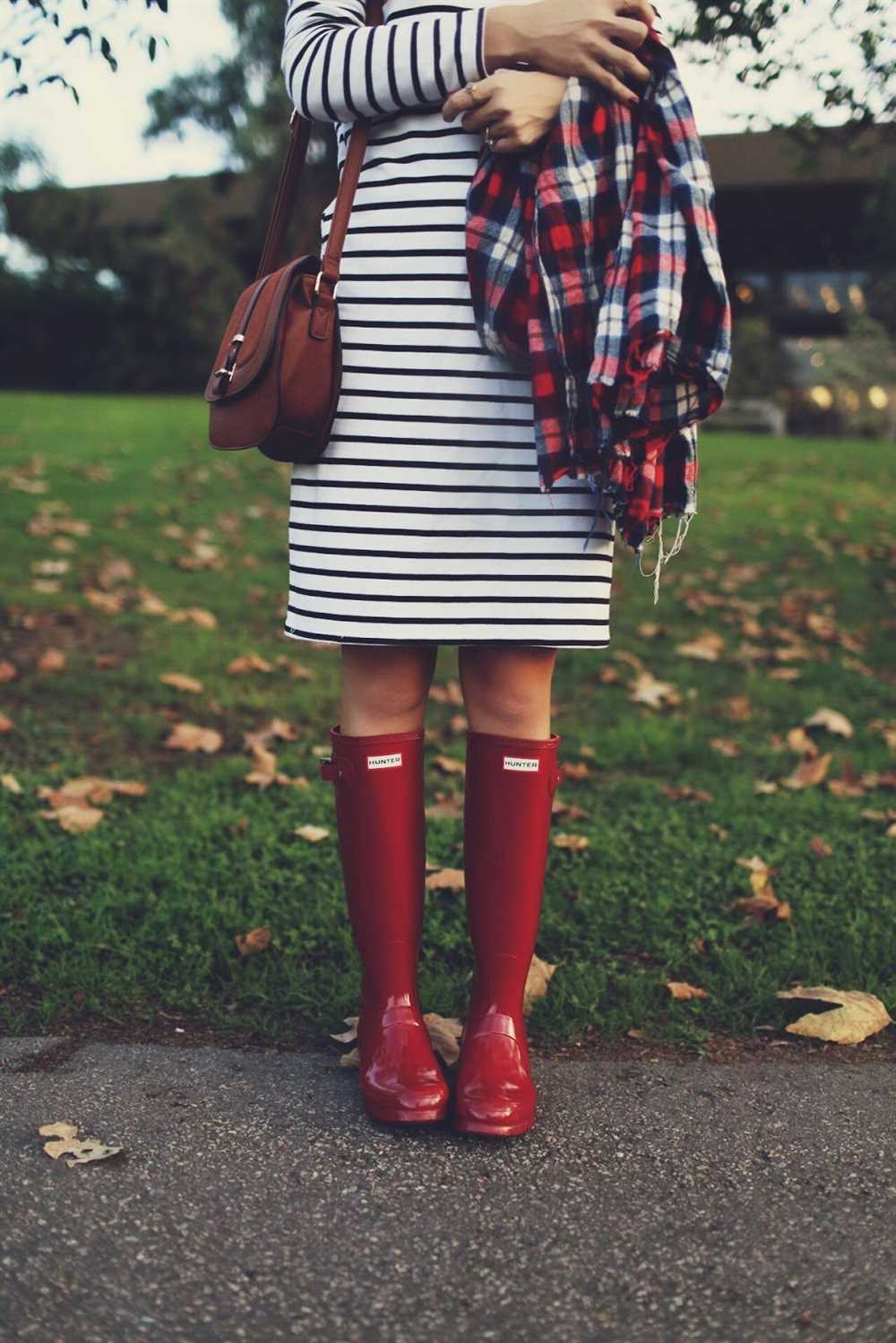 How to wear hunter boots in summer
