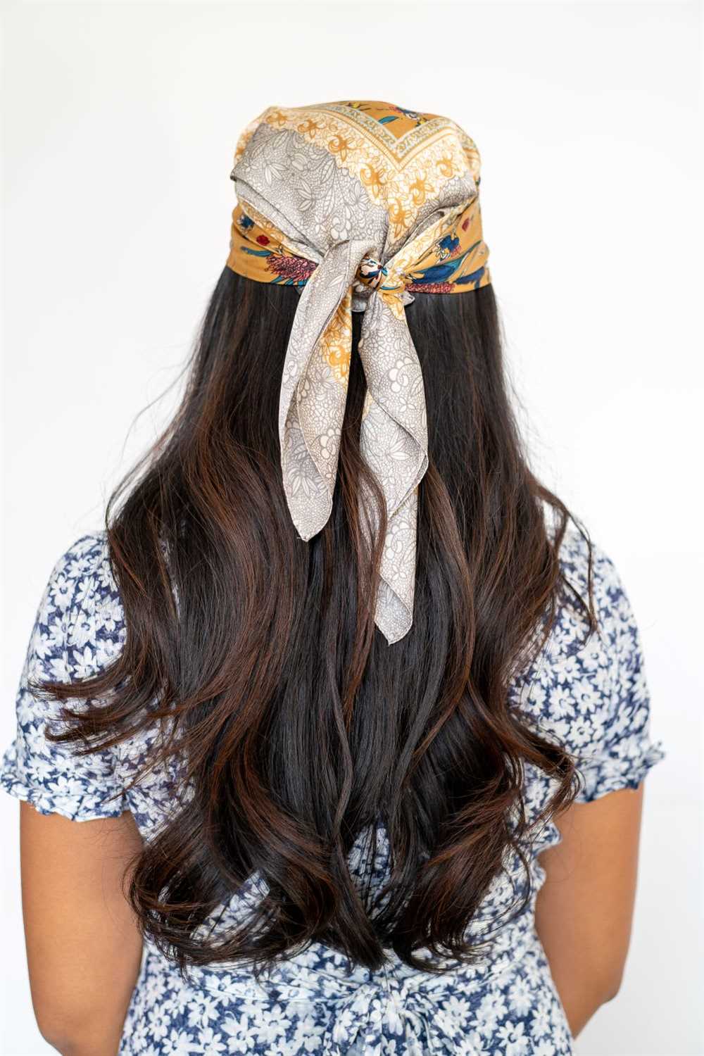 How to wear silk scarf in hair